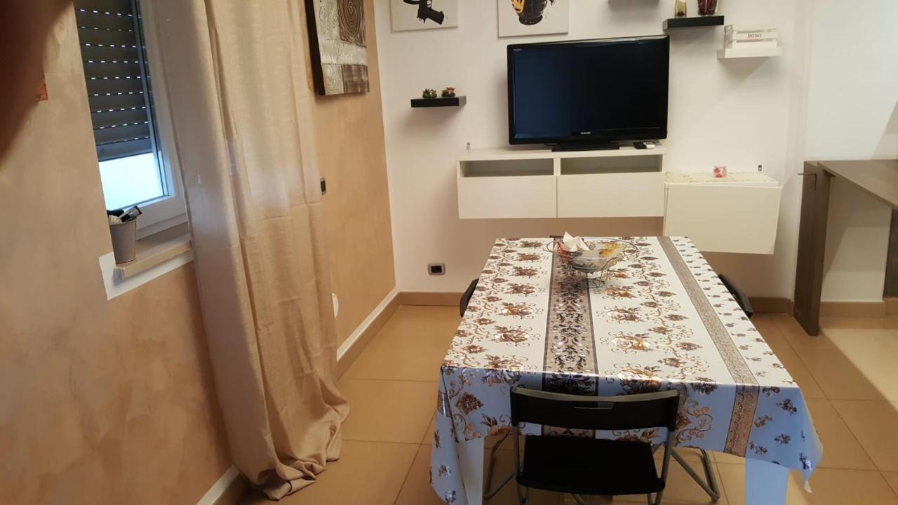 La Casa Di Elena Apartment Sannicandro di Bari Exterior foto